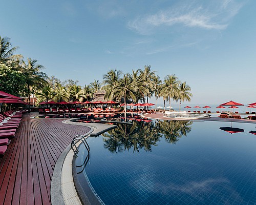 Beachfront Freeform Swimming Pool