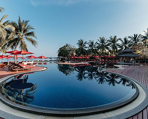 Beachfront Freeform Swimming Pool